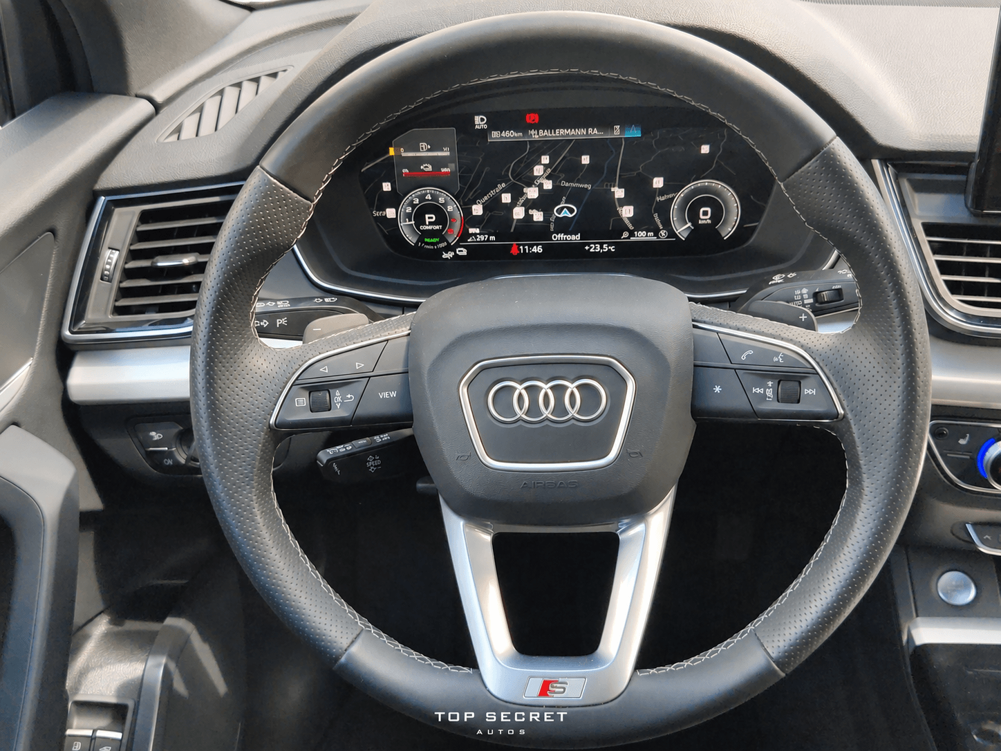 Audi Q5 55 TFSI e quattro S line 2023, volante S line