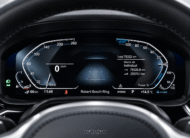 BMW 545e xDrive M Sport 2022, cuadro de instrumentos digital