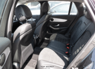 Mercedes-Benz GLC 300 de 4MATIC AMG Line 2021, asientos traseros
