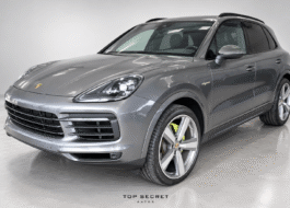 Porsche Cayenne E-Hybrid 2021 gris cuarzo, delantera tres cuartos