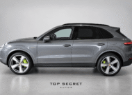 Porsche Cayenne E-Hybrid 2021 gris cuarzo, lateral