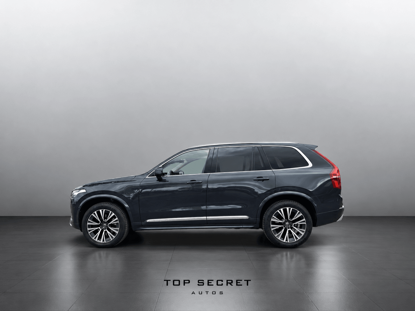 Volvo XC90 T8 Recharge 2021, vista lateral